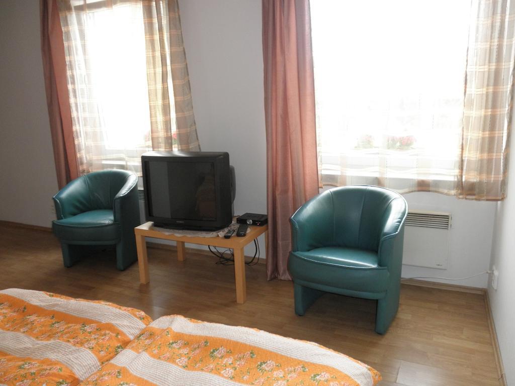 Ehila Hotel Karlsbad Kamer foto